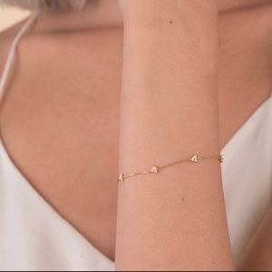 Mejuri Mini Lotus Gold/White Sapphire Bracelet